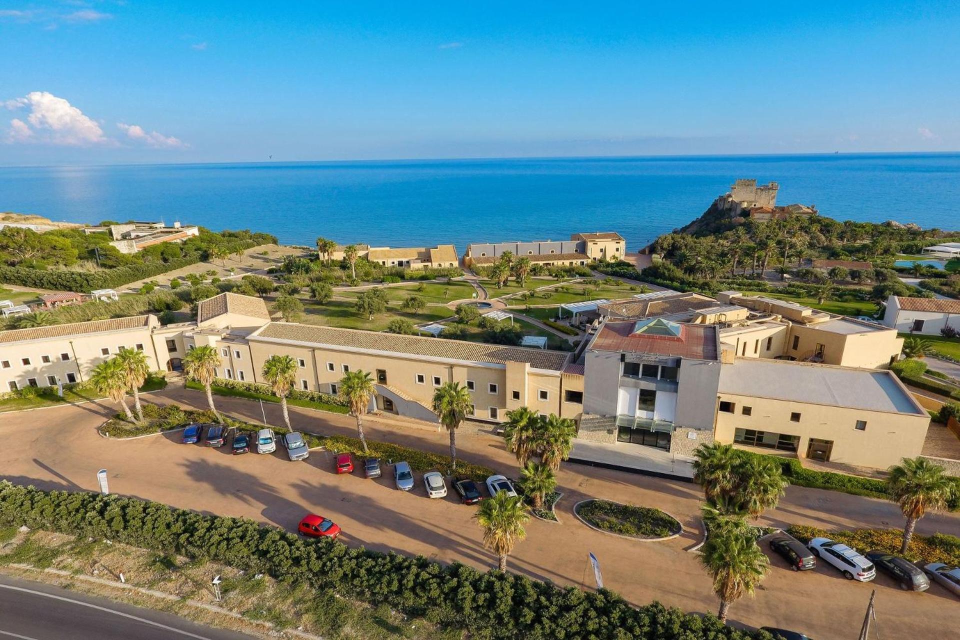 Falconara Greenblu Resort Ликата Екстериор снимка