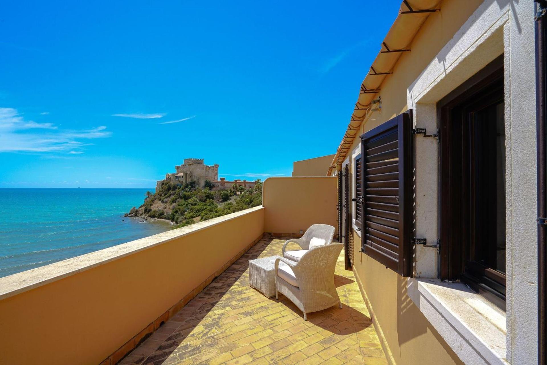 Falconara Greenblu Resort Ликата Екстериор снимка